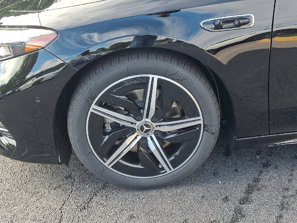 New 2027 Night Black Mercedes-Benz CLA 220 image 5
