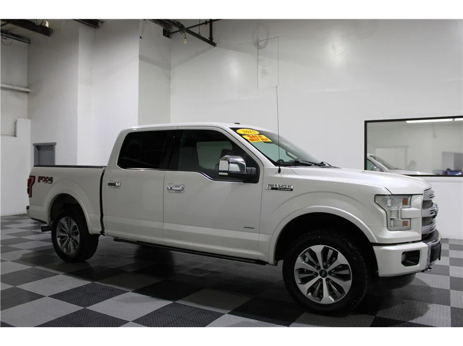 2015 Ford F-150 Platinum 4x4 SuperCrew 157-in's photo