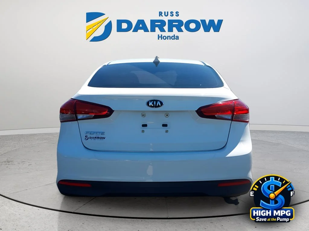 Used 2017 White Kia LX image 4