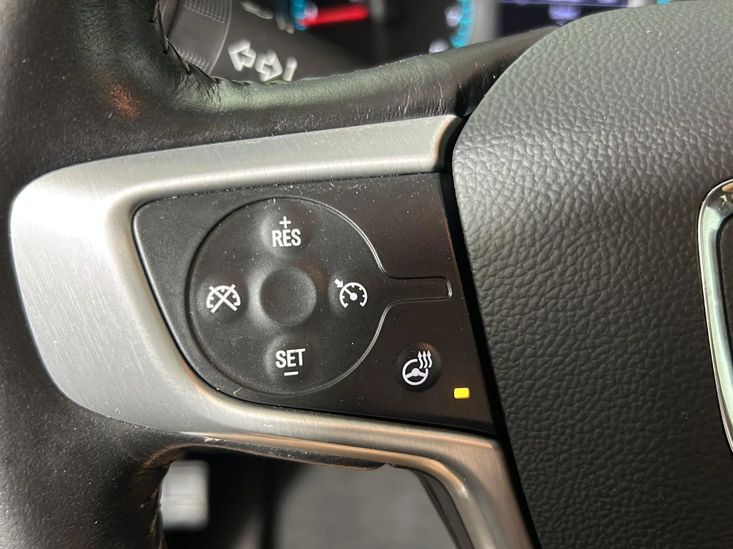 Used 2022 Satin Steel Metallic GMC 4WD Elevation image 21