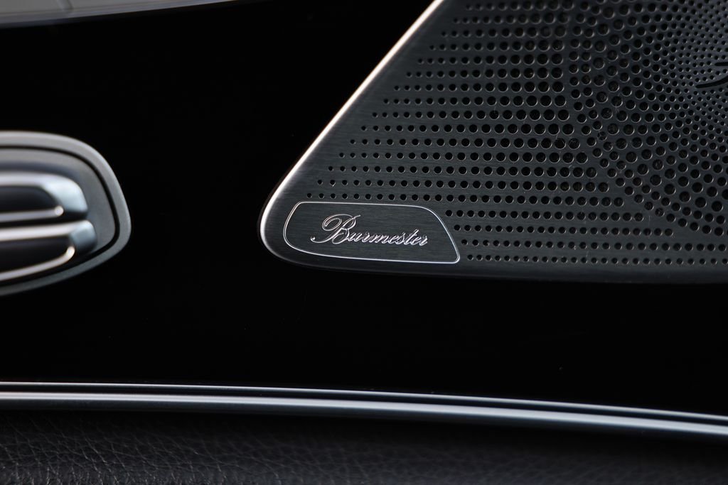 Used 2020 Brilliant Blue Metallic Mercedes-Benz Base image 19
