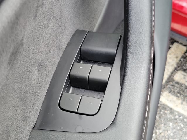 Used 2024  Tesla Long Range image 22
