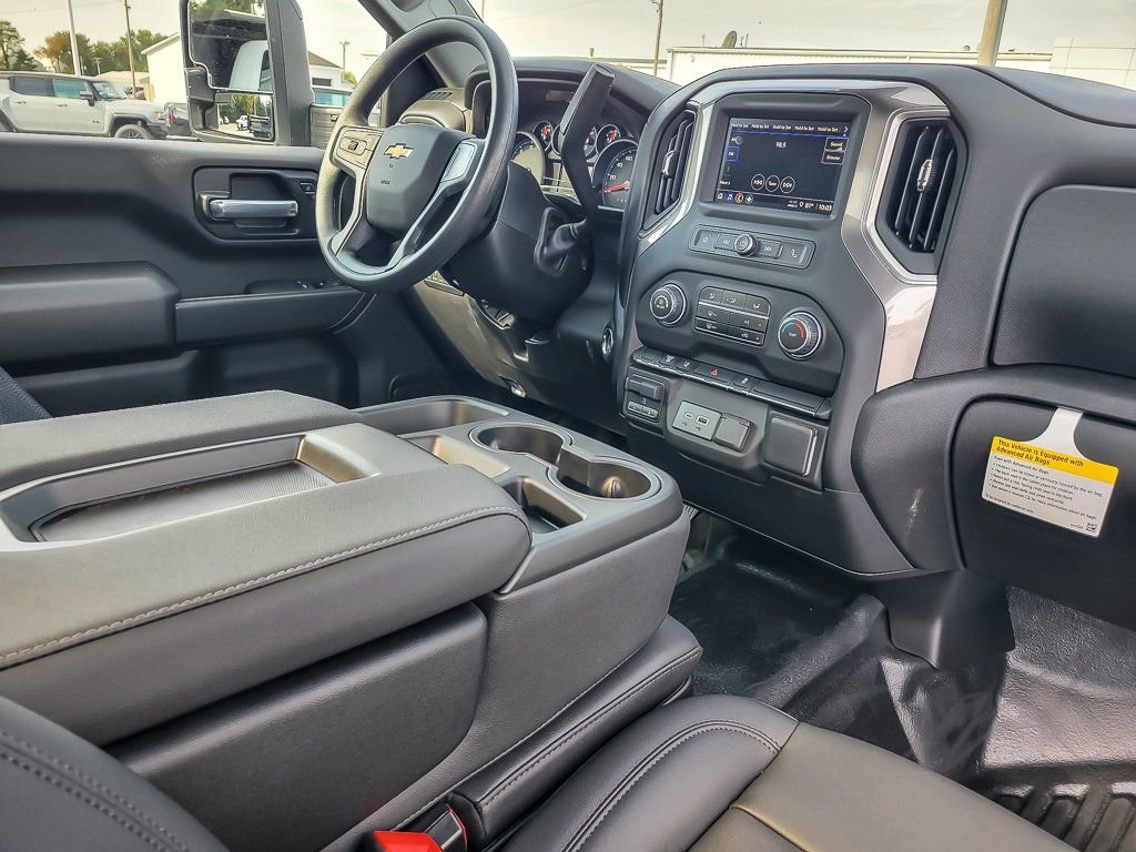 2025 Chevrolet Silverado 3500 HD Work Truck - Photo 22