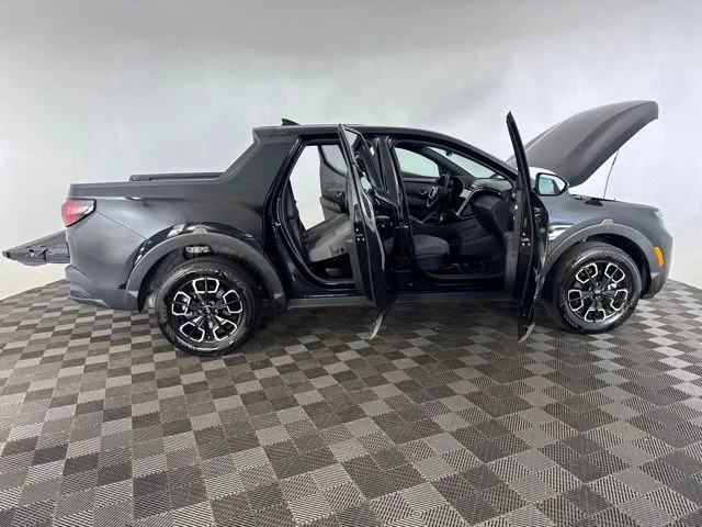 Used 2024 Black Hyundai SEL image 16