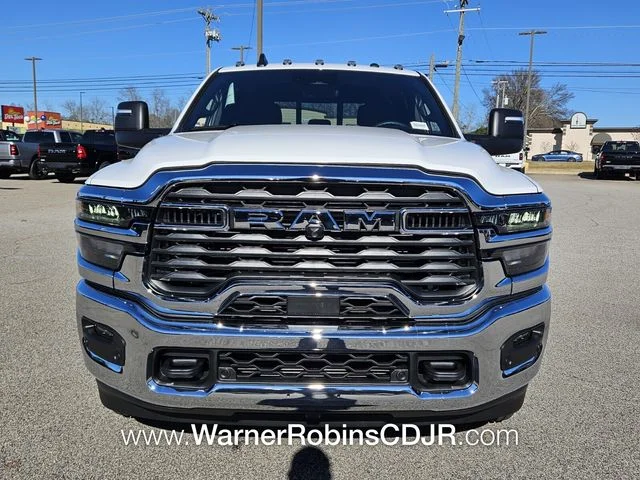 New 2026 Bright White Clear-Coat Exterior Paint RAM Tradesman image 2