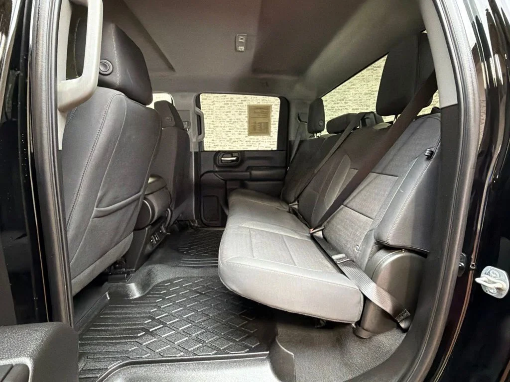 Used 2025 Black Chevrolet Custom image 13