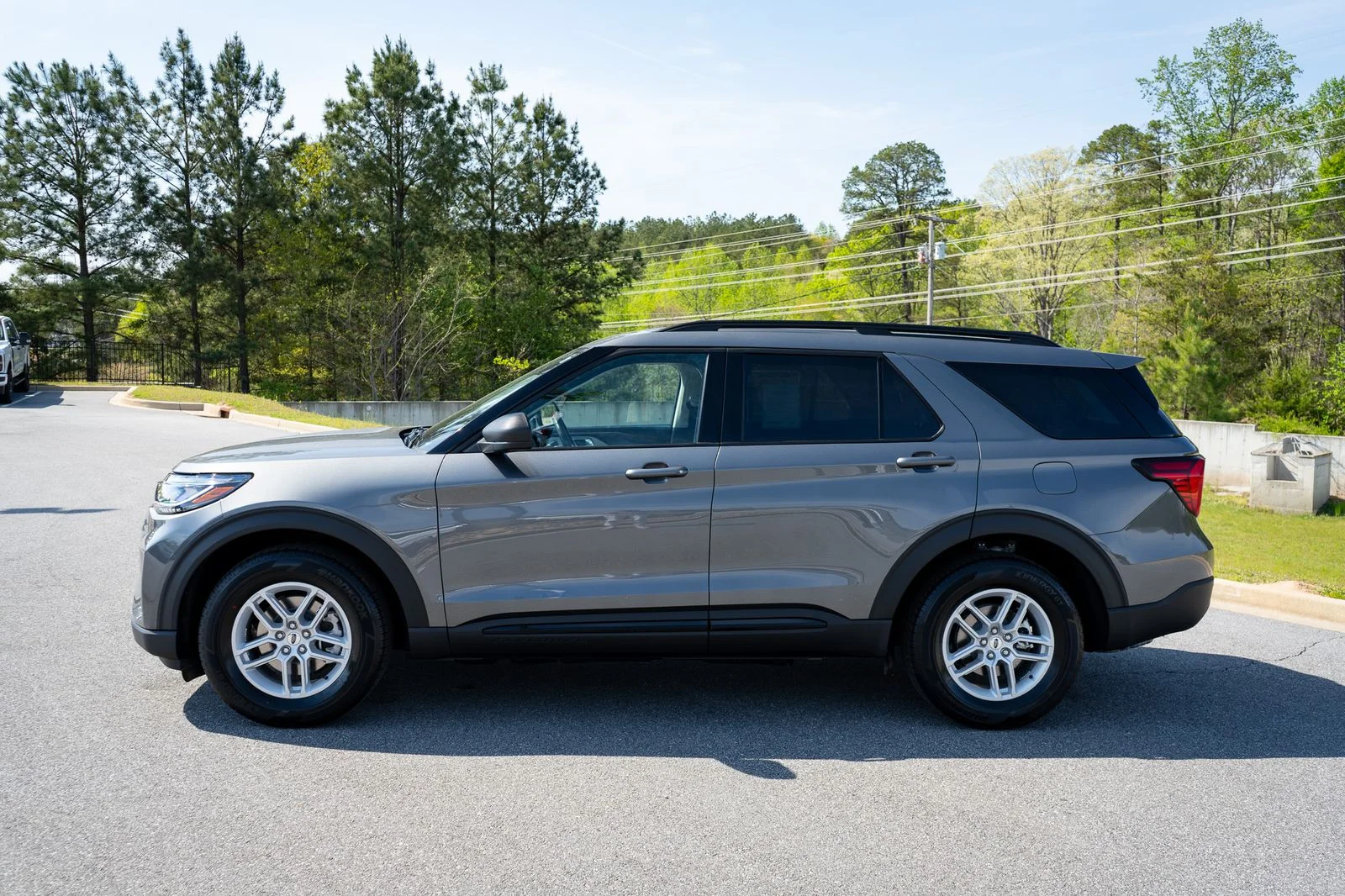 New 2026 Carbonized Gray Metallic Ford Active image 5
