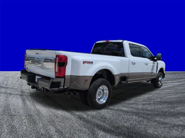 New 2026 Oxford White Ford F-350® King Ranch® image 4