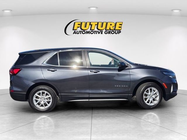 Used 2023 Gray Chevrolet LT image 3