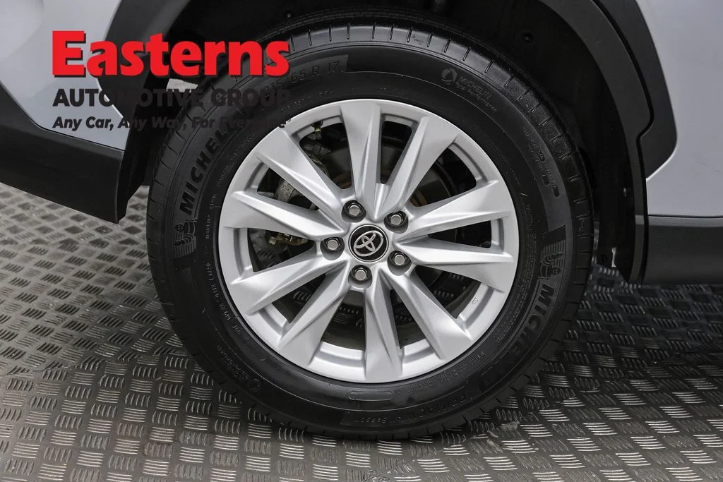 Used 2025 Silver Toyota LE image 29