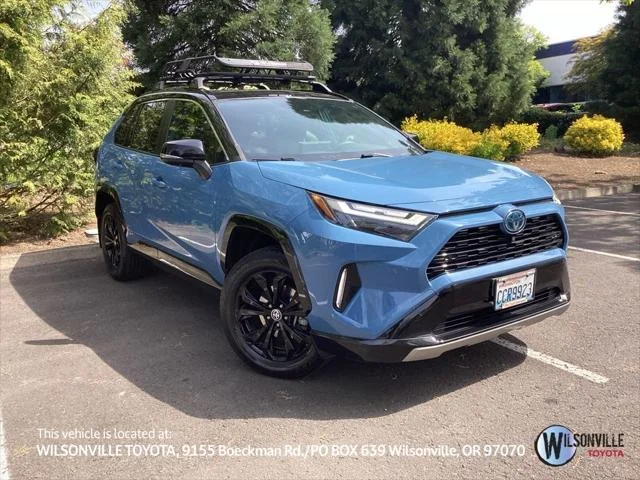2022 Toyota RAV4 Hybrid XSE AWD's photo