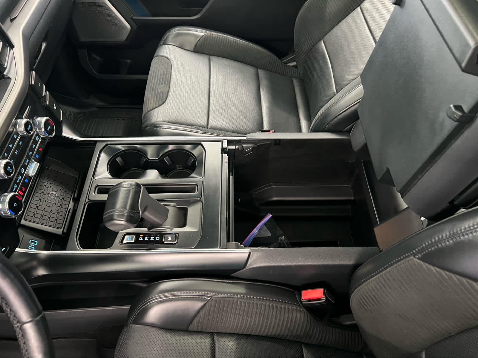 2023 Ford F-150 Raptor - Photo 20