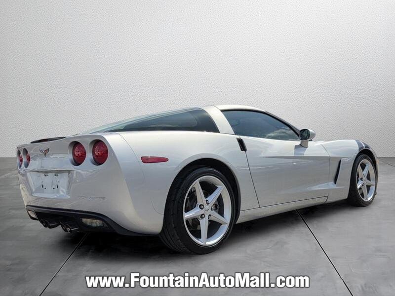 Used 2011 Blade Silver Metallic CHEVROLET 2DR CPE W/1LT image 4