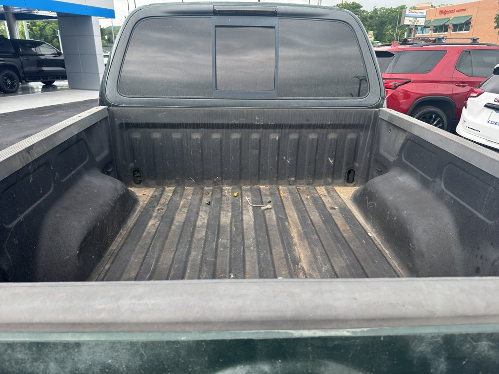 Used 2001  Ford  image 6
