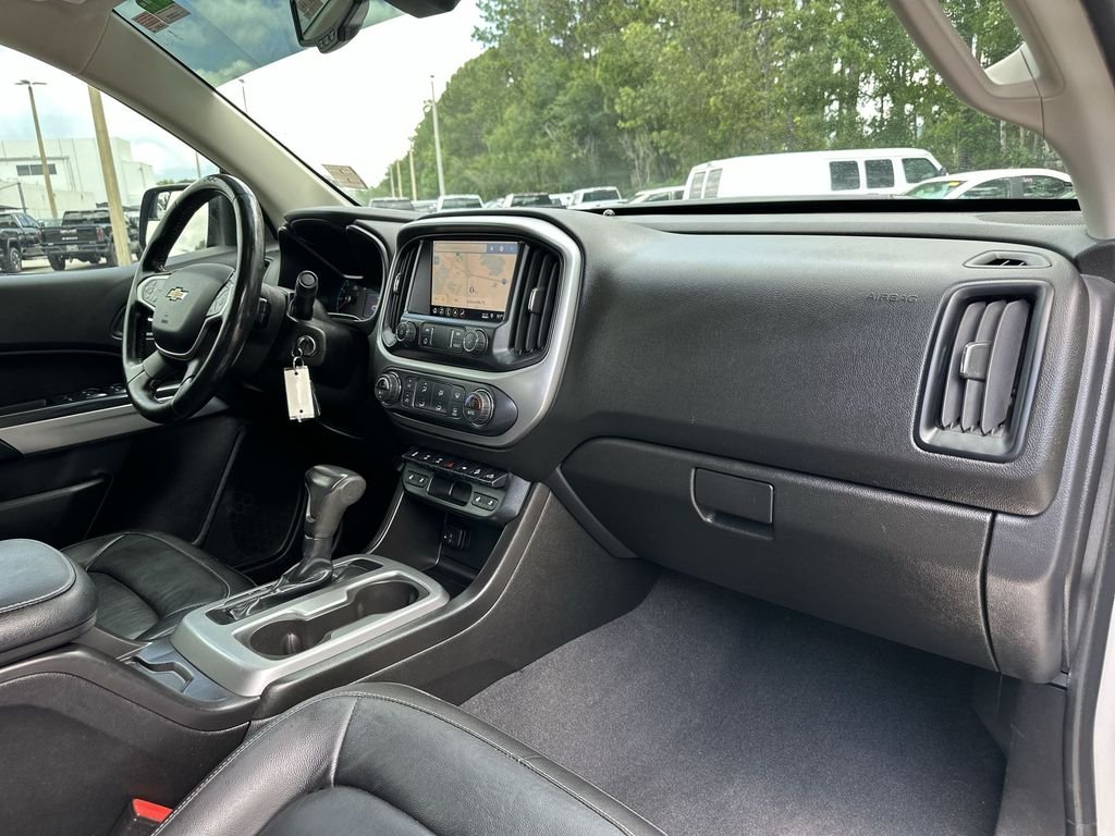 Used 2019 SILVER ICE METALLIC Chevrolet 4WD ZR2 image 28