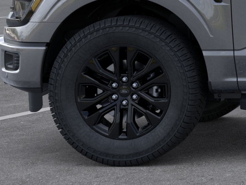 New 2026 Carbonized Gray Metallic Ford XLT image 19