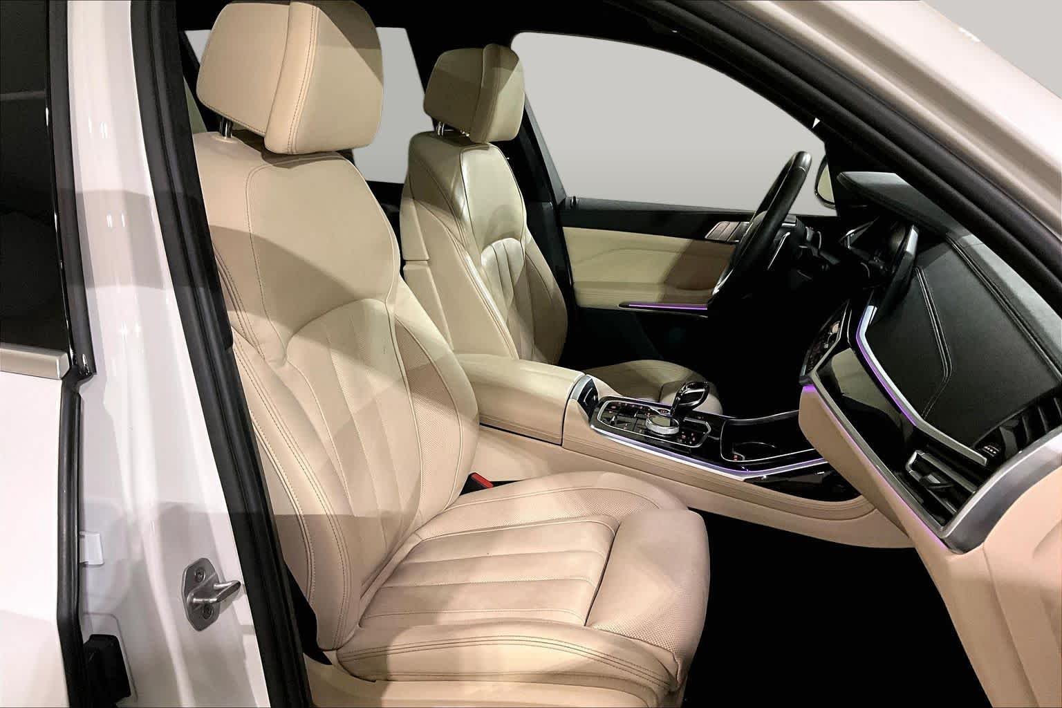 Used 2021 Alpine White BMW xDrive40i image 7
