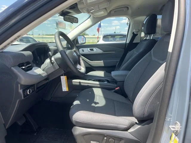 New 2026 Vapor Blue Metallic Ford Active image 12