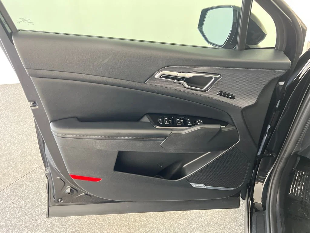 Used 2023 Black Kia SX-Prestige image 12