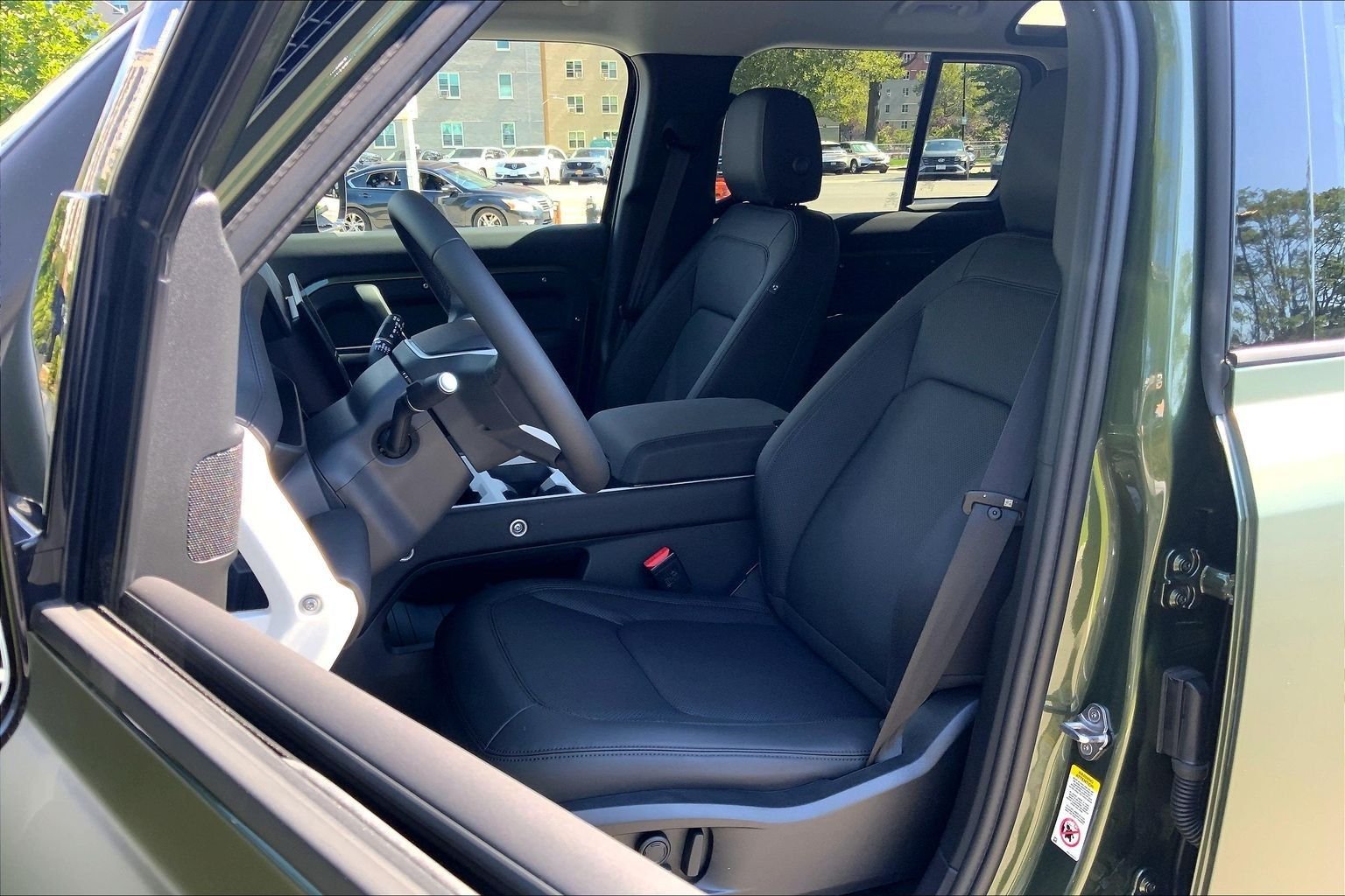 New 2026 Woolstone Green Land Rover S image 9