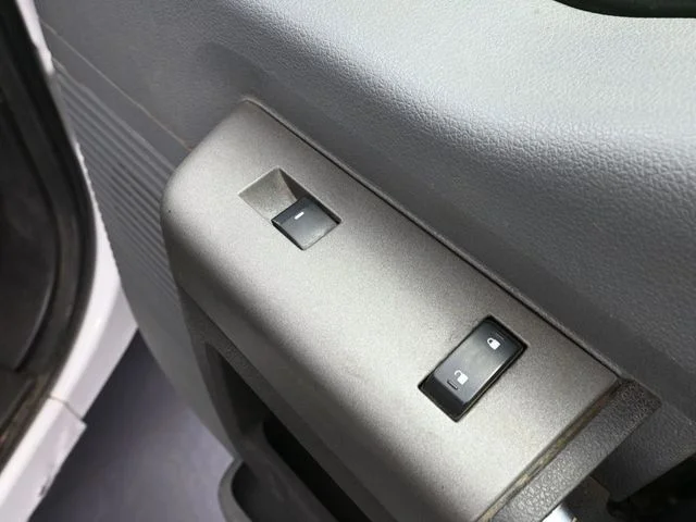 2011 Ford F-350 Super Duty XLT - Photo 38