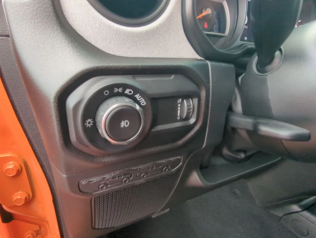 New 2026 Joose Jeep Sport S image 14