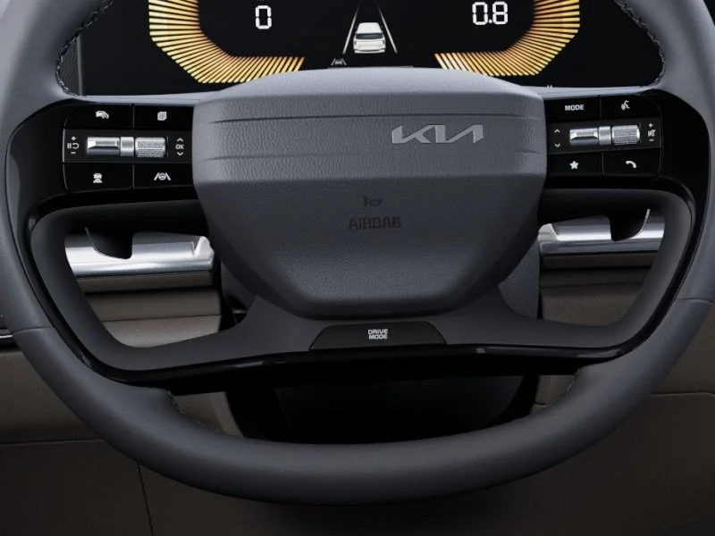 New 2027 Ceramic Silver Kia LXS image 22