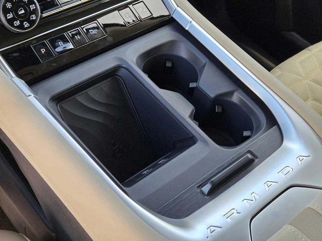 New 2026 Super Black Nissan Platinum Reserve image 32