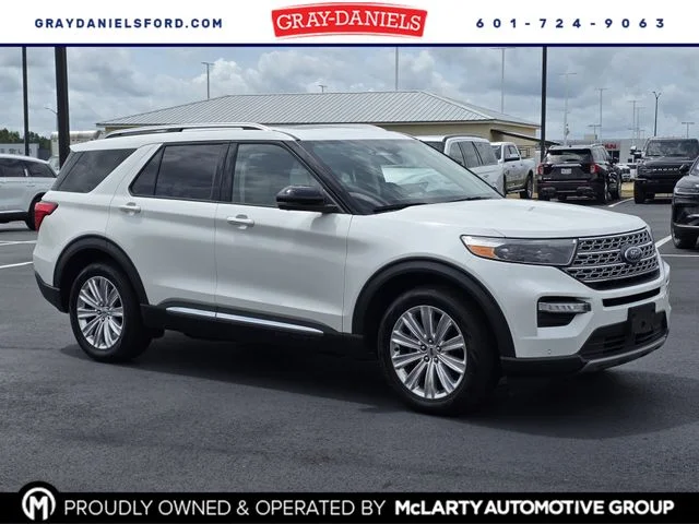 2022 Ford Explorer Limited RWD's photo