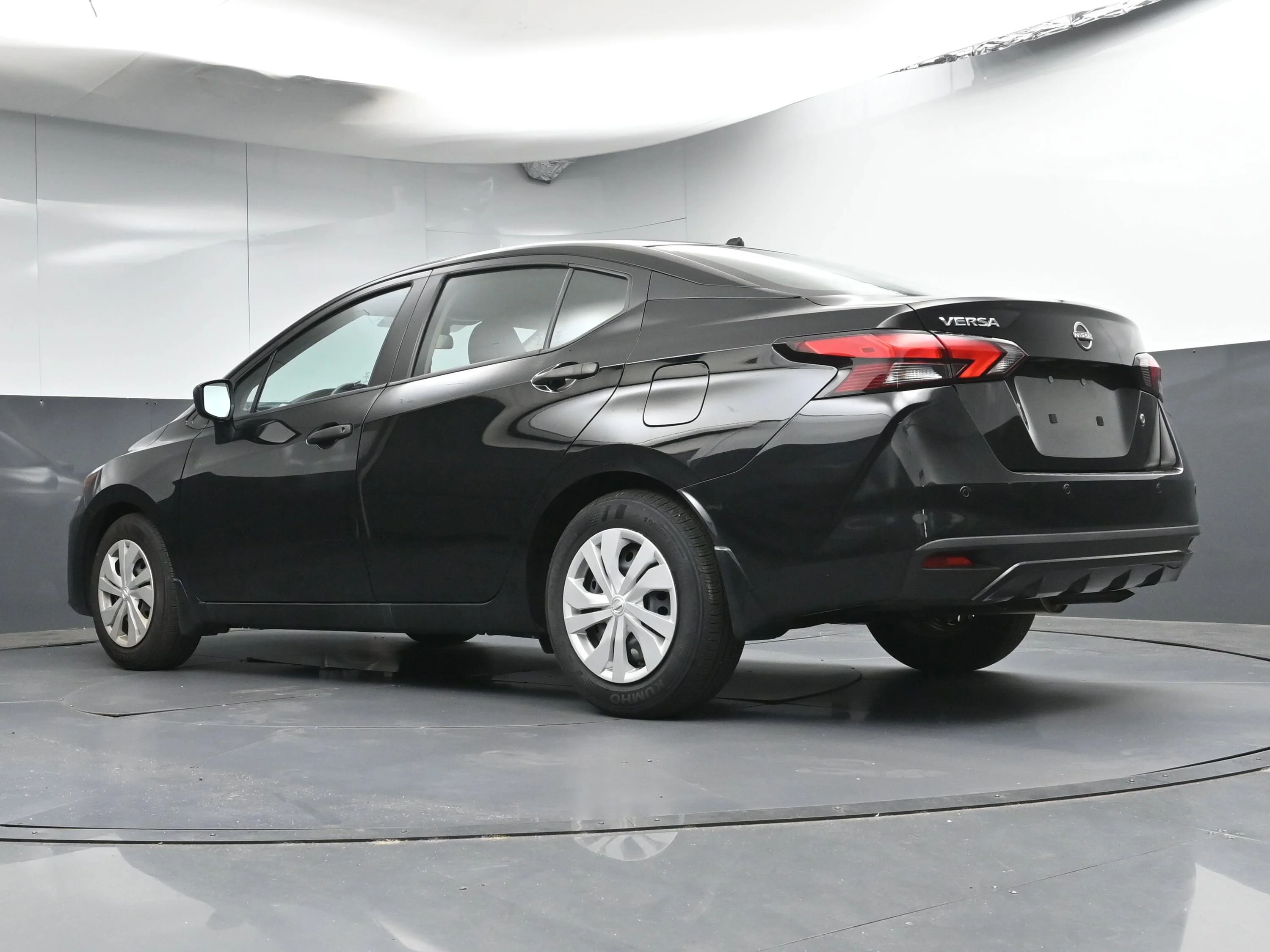 2025 Nissan Versa Sedan S - Photo 25