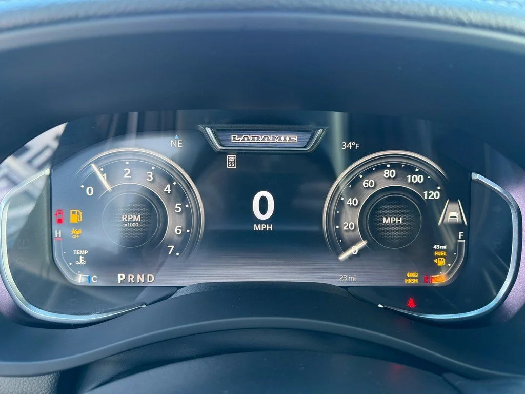 2026 RAM 3500 Laramie - Photo 22