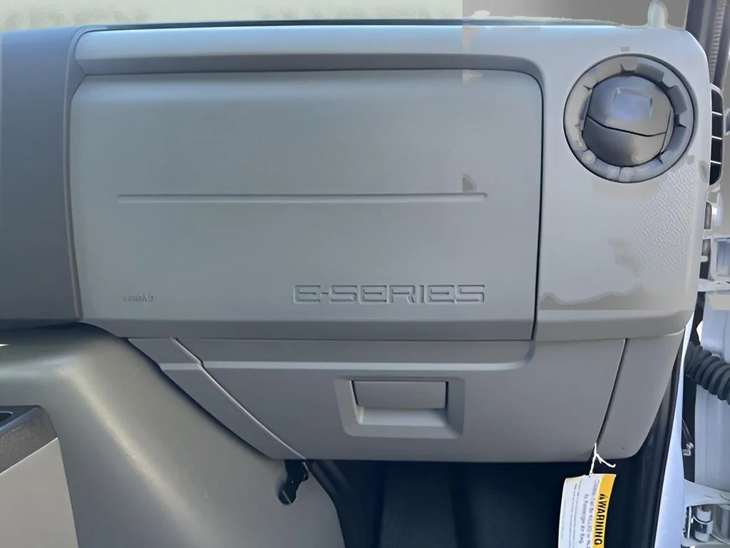 Used 2024 White Ford Base image 28