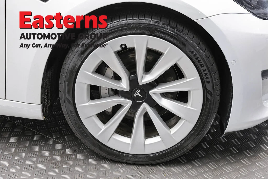 Used 2021 White Tesla Long Range image 25