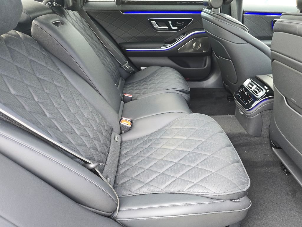 New 2026 Nautical Blue Metallic Mercedes-Benz S 580 image 19