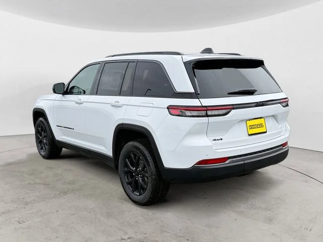 New 2026 Bright White Clear-Coat Exterior Paint Jeep Altitude image 3