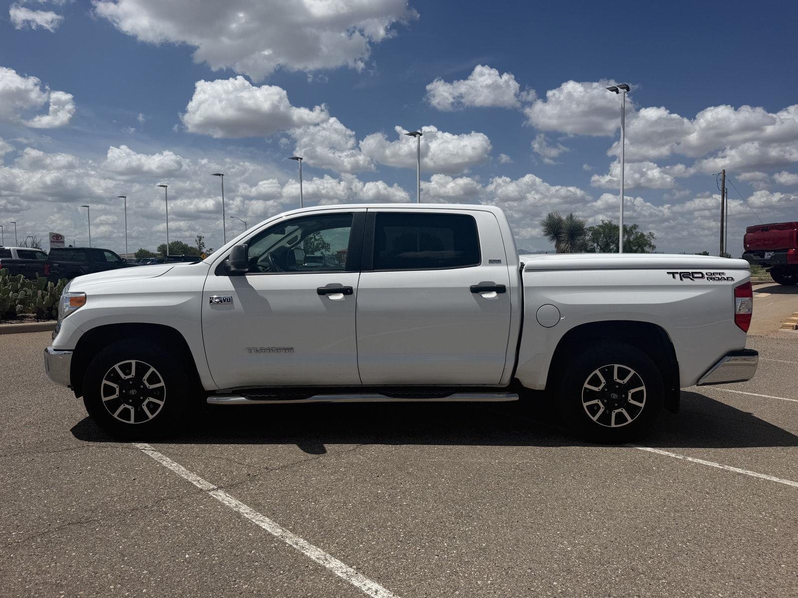Used 2017 Super White Toyota SR5 image 2
