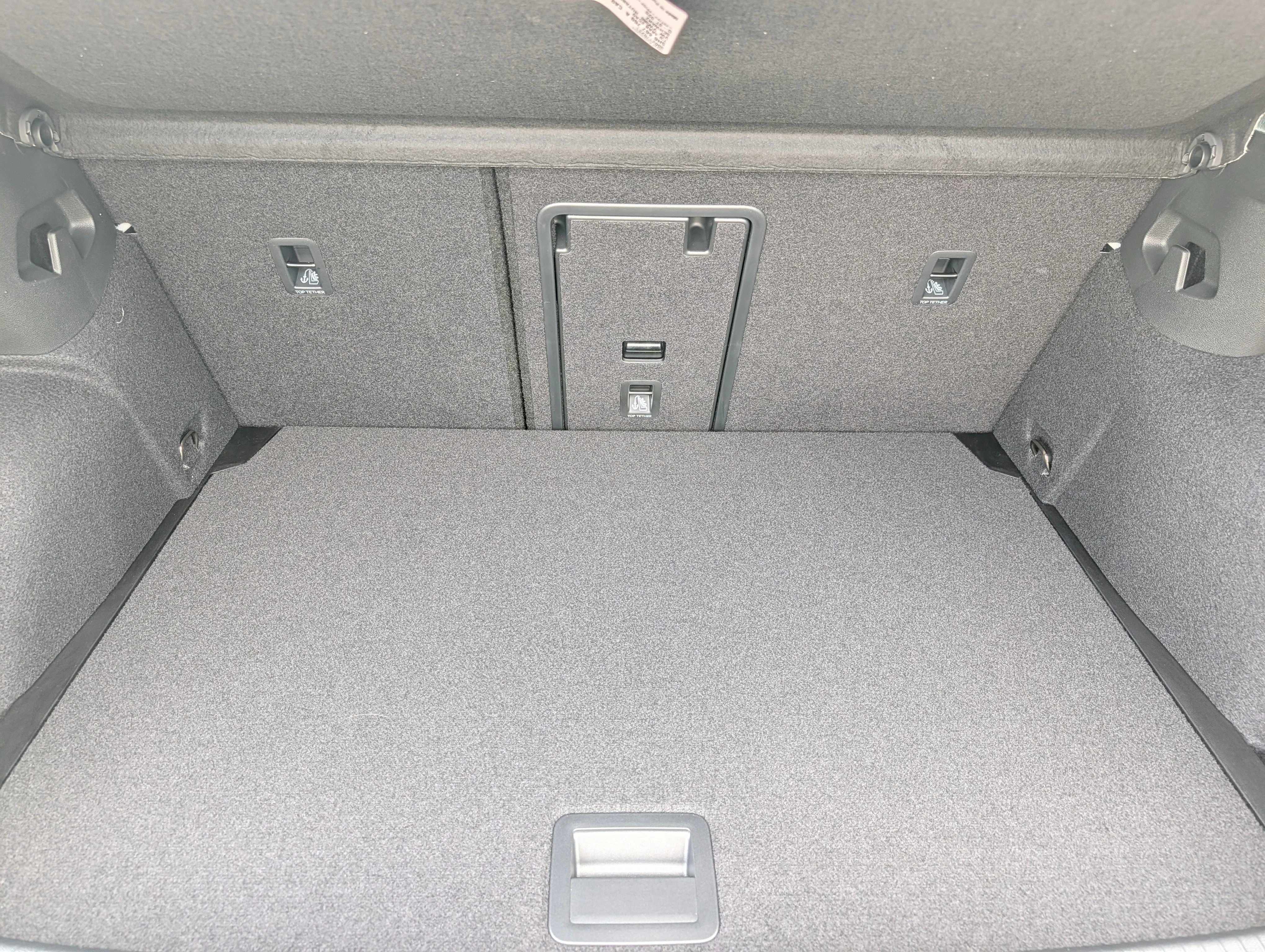 New 2026 Opal White Pearl Volkswagen SE image 7