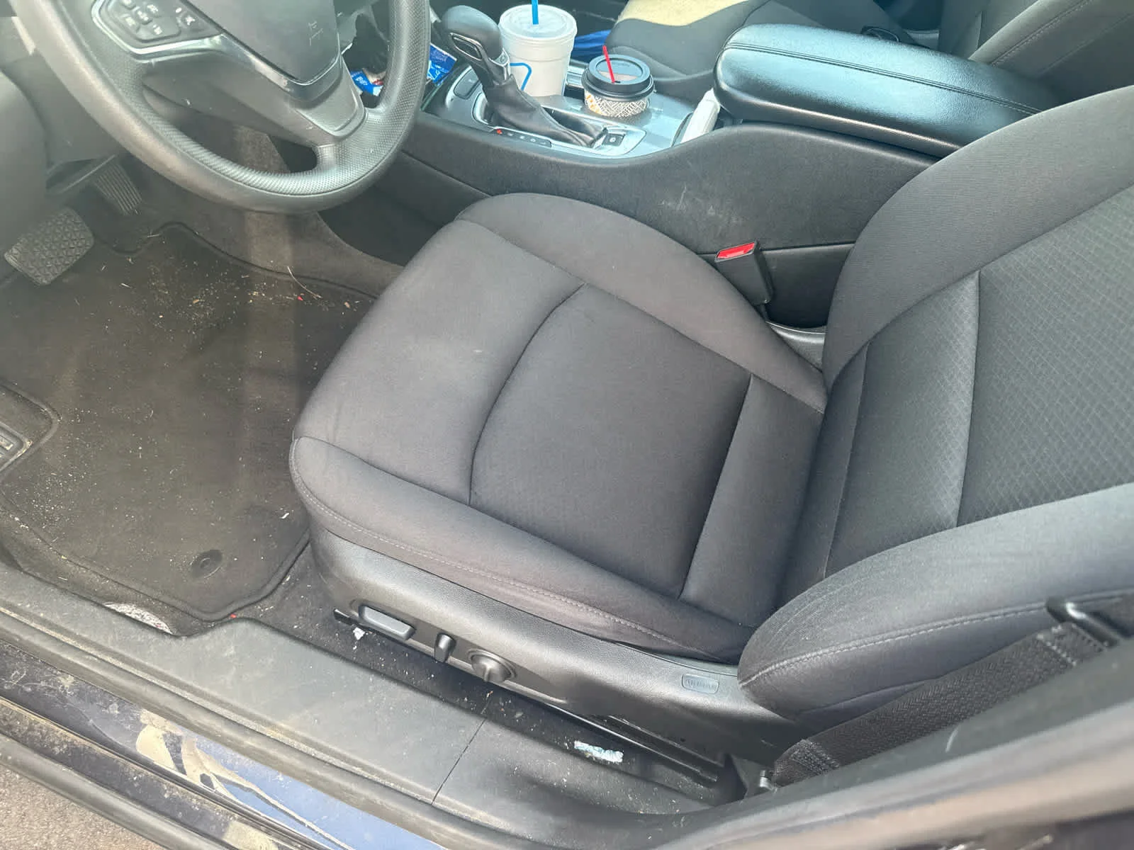 Used 2023 Dark Ash Metallic Chevrolet LT image 7