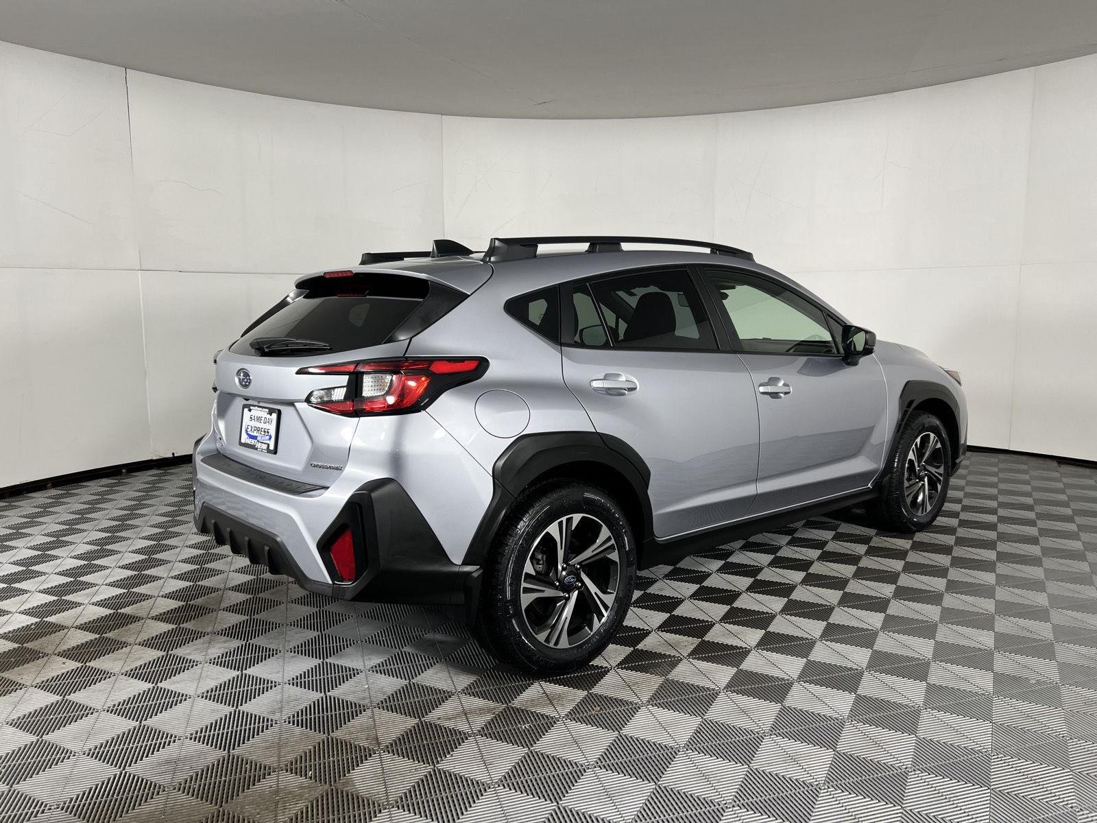 Used 2024 Ice Silver Metallic Subaru Premium image 24