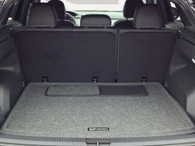 New 2026 Deep Black Pearl Volkswagen 2.0T SE W/TECHNOLOGY image 14