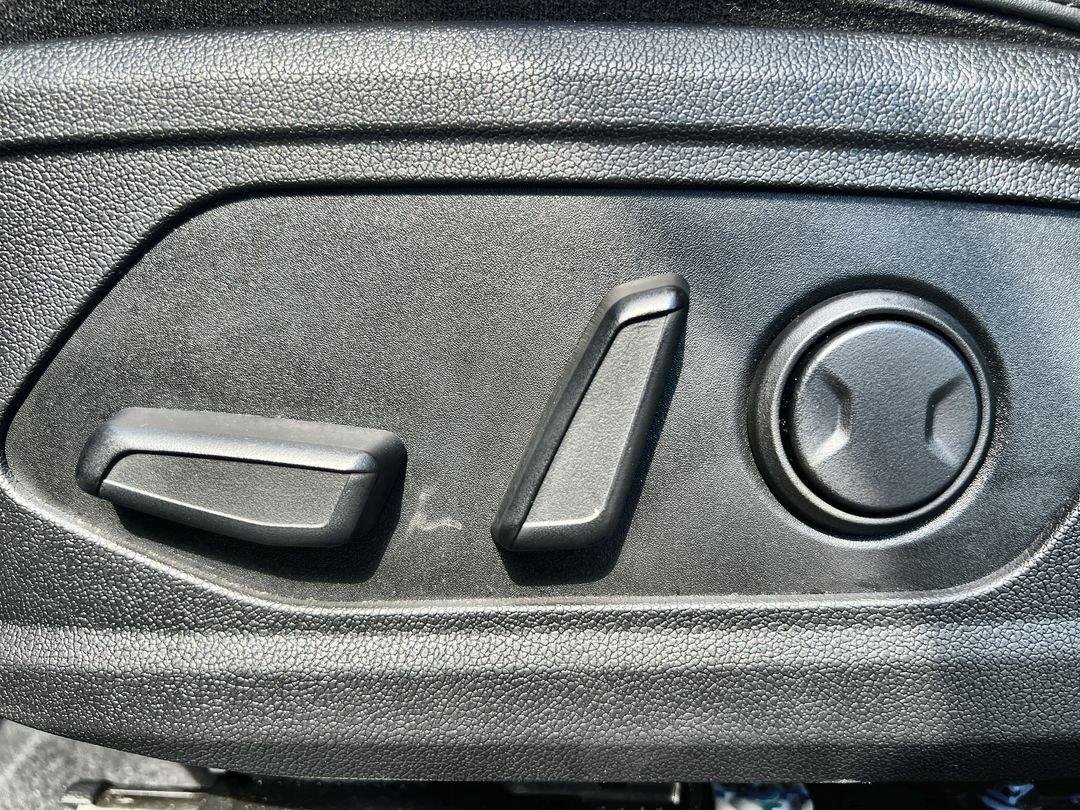 2025 Kia Sorento S - Photo 16