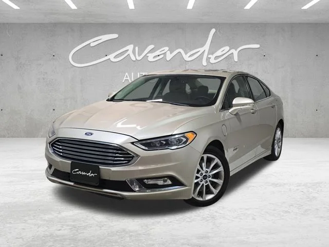 2017 Ford Fusion Plug-In Hybrid SE Luxury's photo
