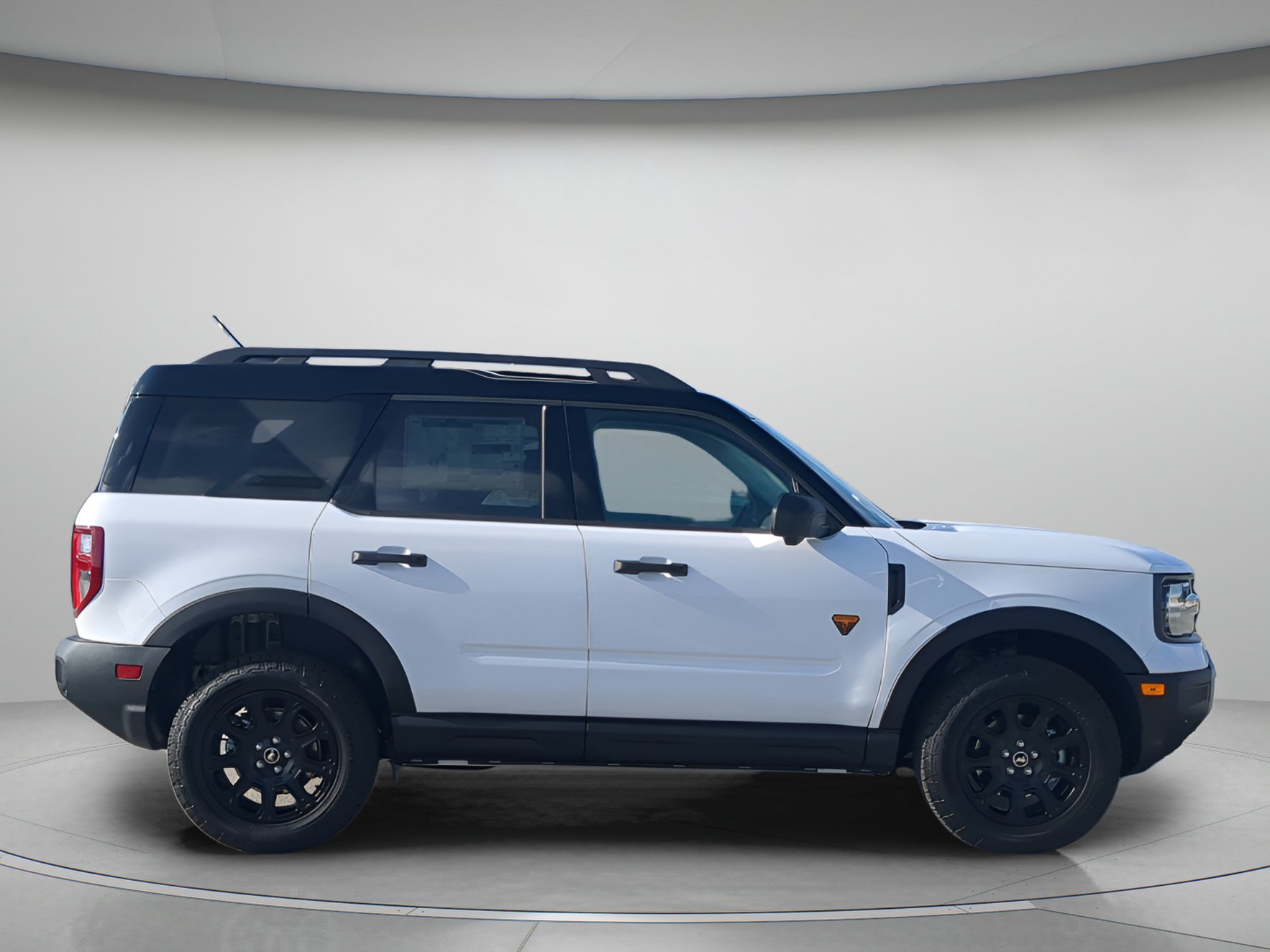 New 2026 Oxford White Ford Badlands® image 36