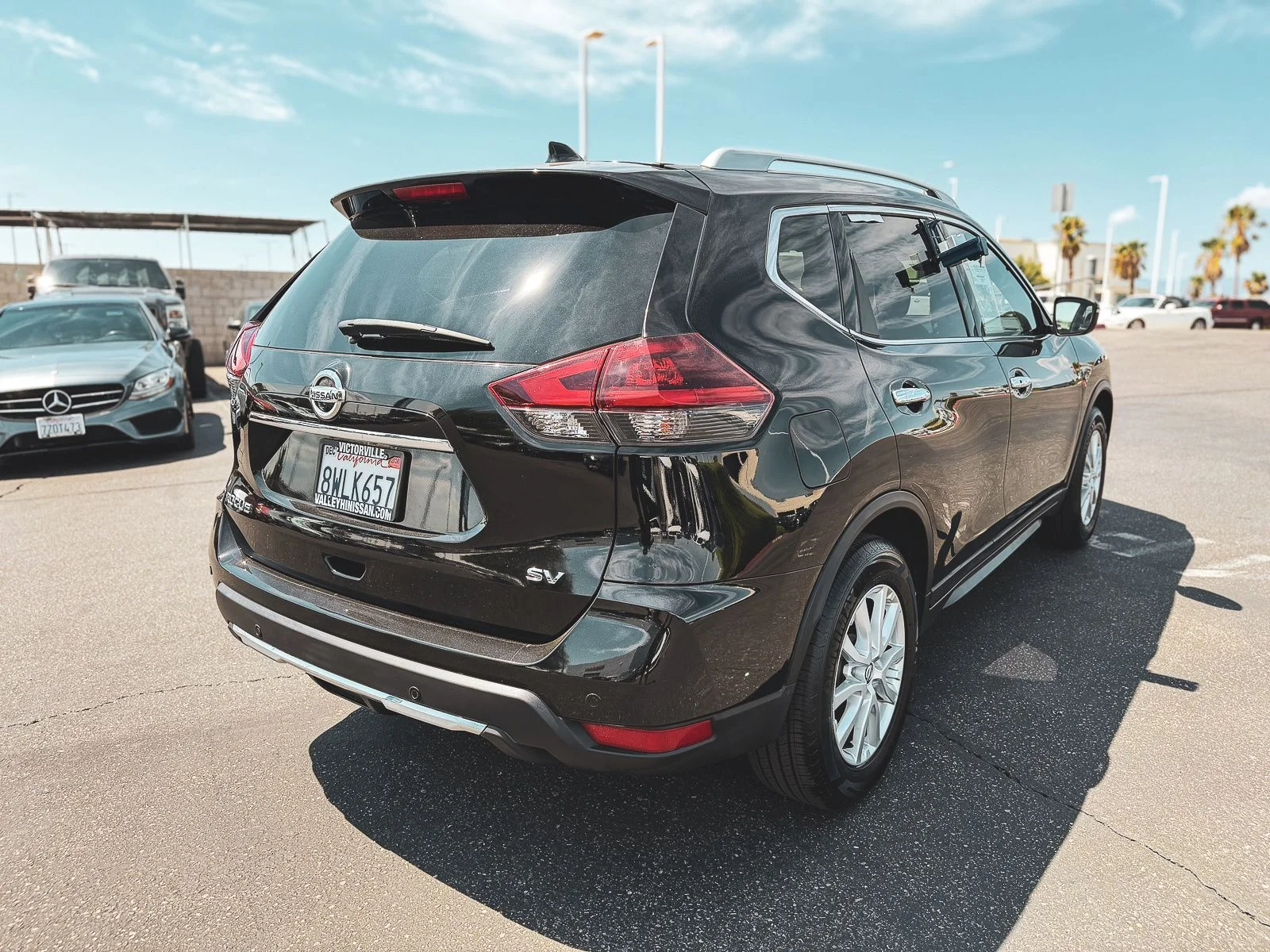 Used 2020 Magnetic Black Pearl Nissan SV image 8