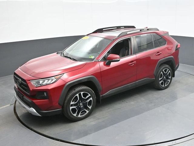 Used 2019 Red Toyota Adventure image 13