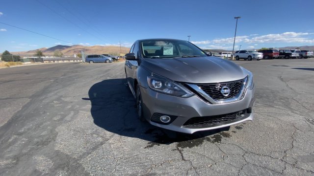 Used 2018 Gray Nissan SR image 3