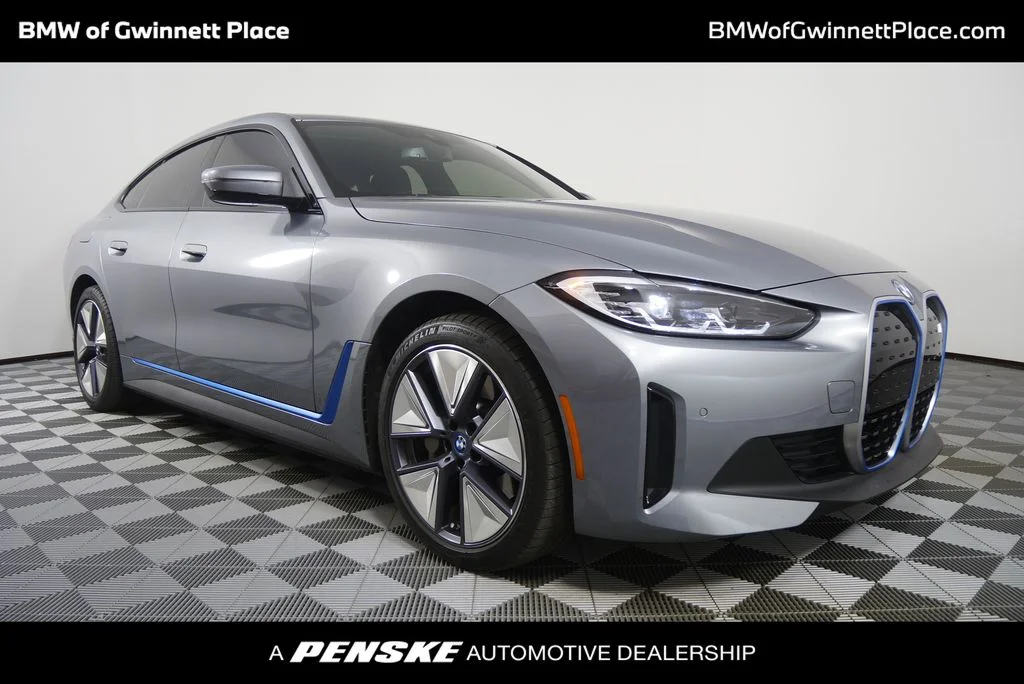 2023 BMW i4 eDrive35's photo