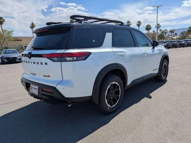 New 2026 Everest White Pearl TriCoat / Super Black Two-tone Nissan Rock Creek® image 3