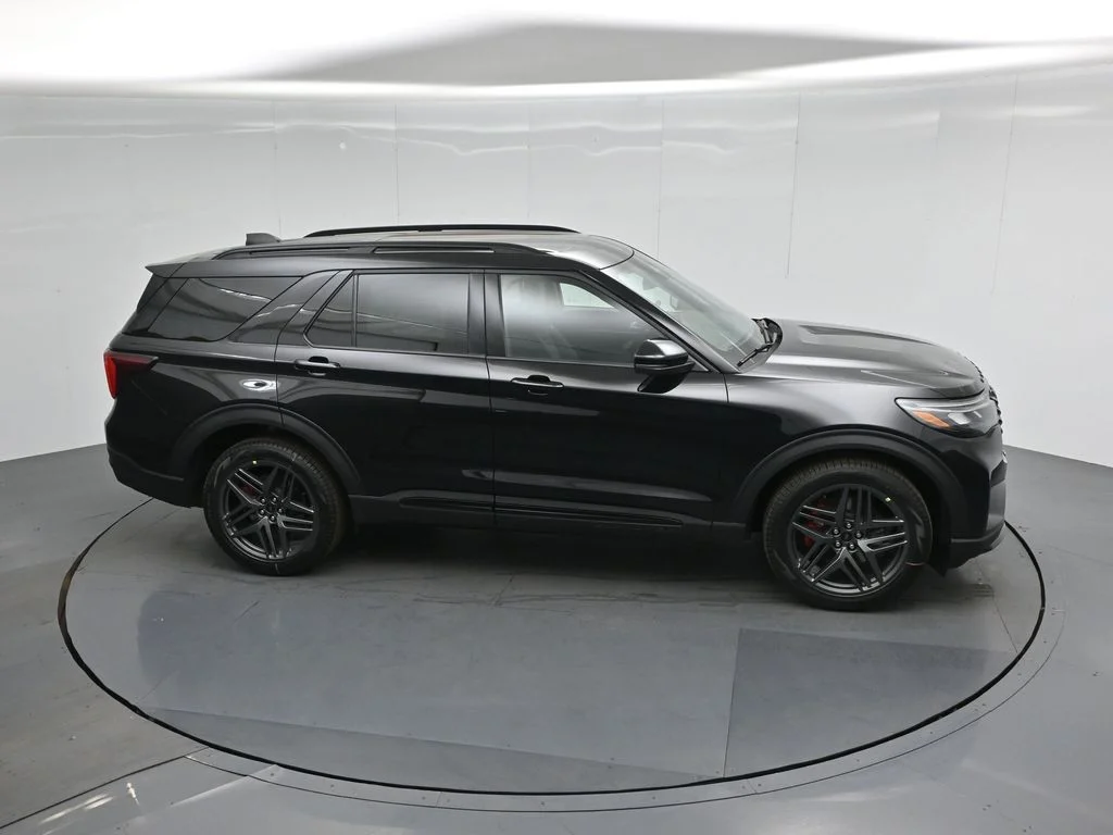 New 2026 Agate Black Metallic Ford ST image 56
