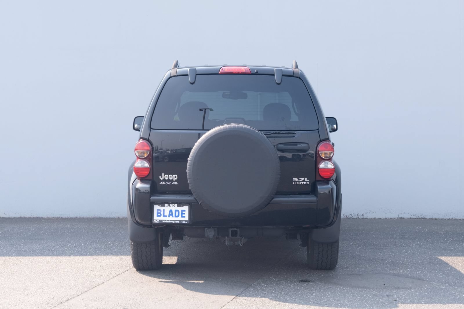 Used 2006 Black Jeep Limited image 9